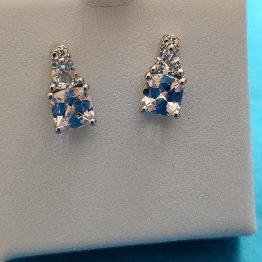 "NWT" White Sapphire earrings set Sterling silver